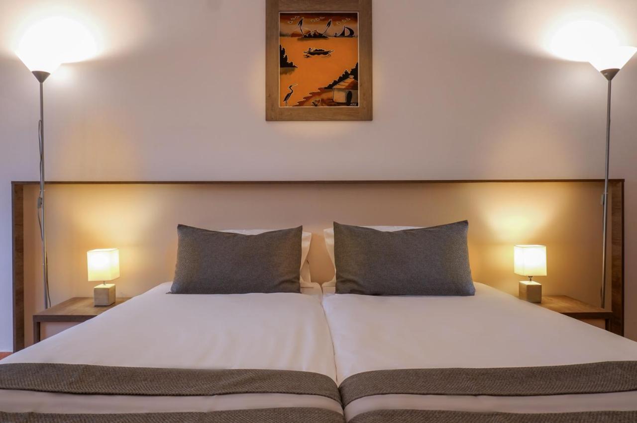 Sunbeach Hotel & Resort Bakau エクステリア 写真