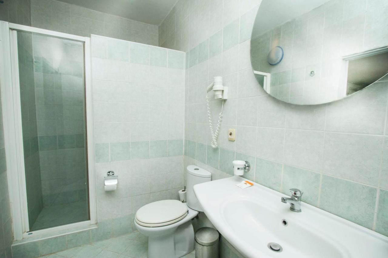 Sunbeach Hotel & Resort Bakau エクステリア 写真