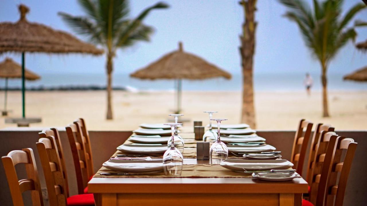Sunbeach Hotel & Resort Bakau エクステリア 写真